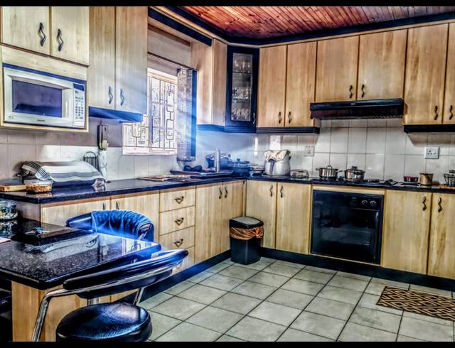 3 BEDROOM HOUSE FOR SALE IN HILLARY